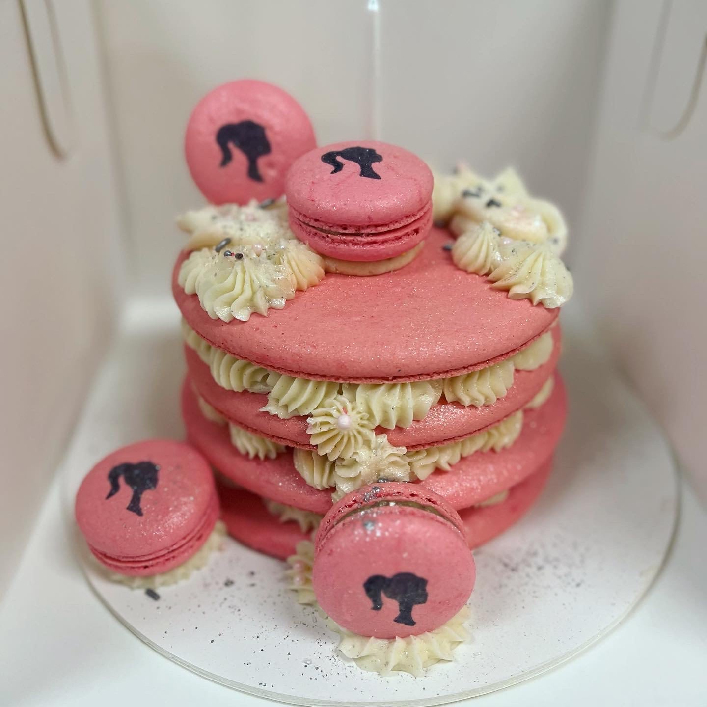 Custom Macaron Cake – Chiboo LLC